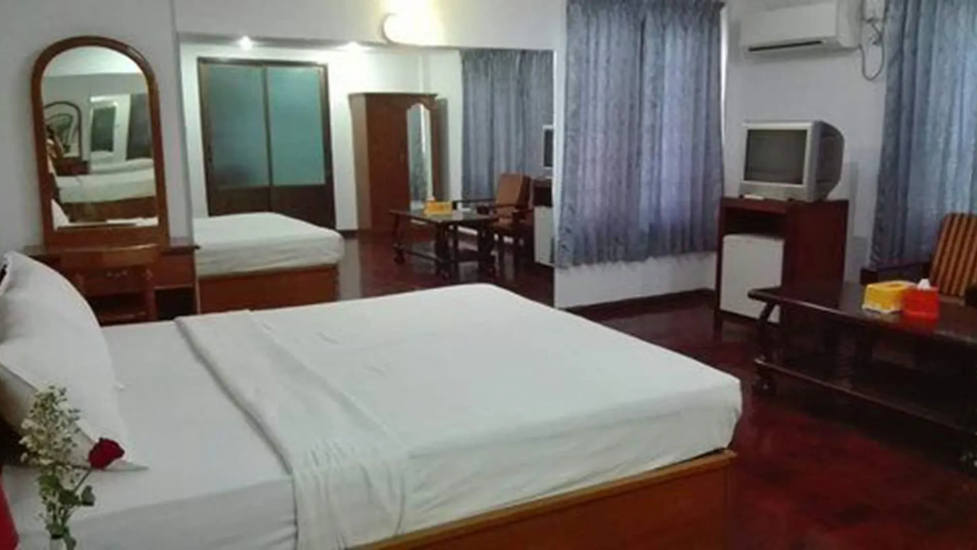 Airport Inn Gyogon Hotel